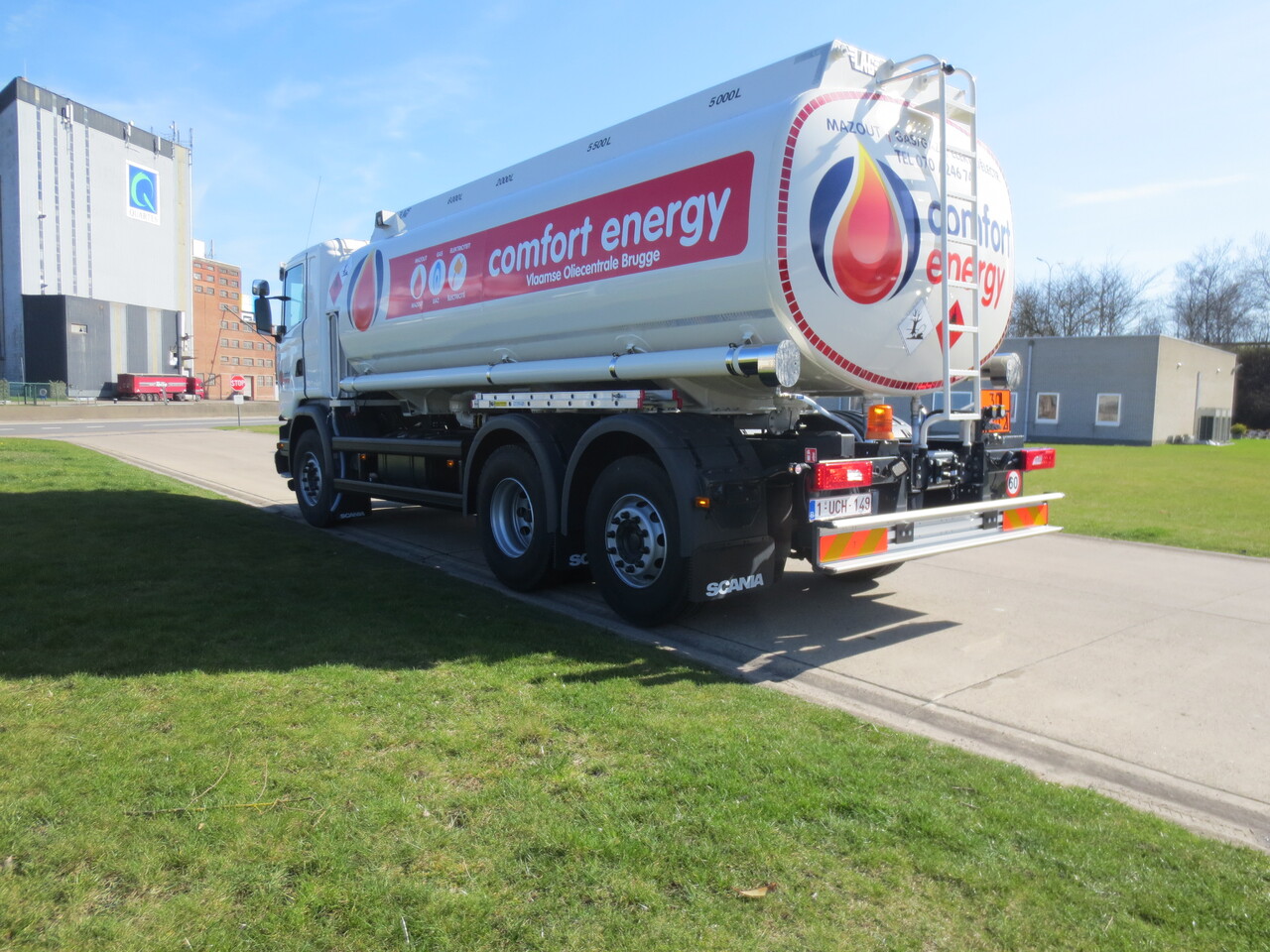 Грузовик-цистерна SCANIA G410: фото 9