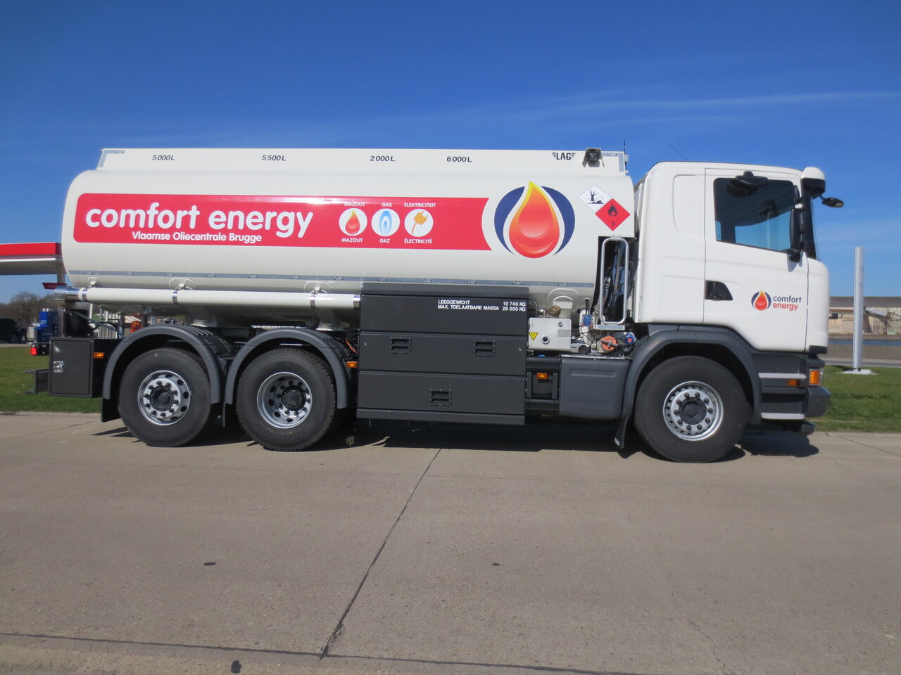 Грузовик-цистерна SCANIA G410: фото 6