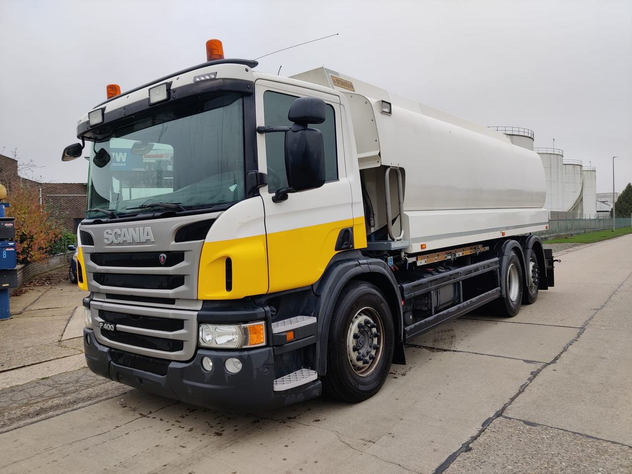 SCANIA P400 - Грузовик-цистерна: фото 1 SCANIA P400 - Грузовик-цистерна: фото 1