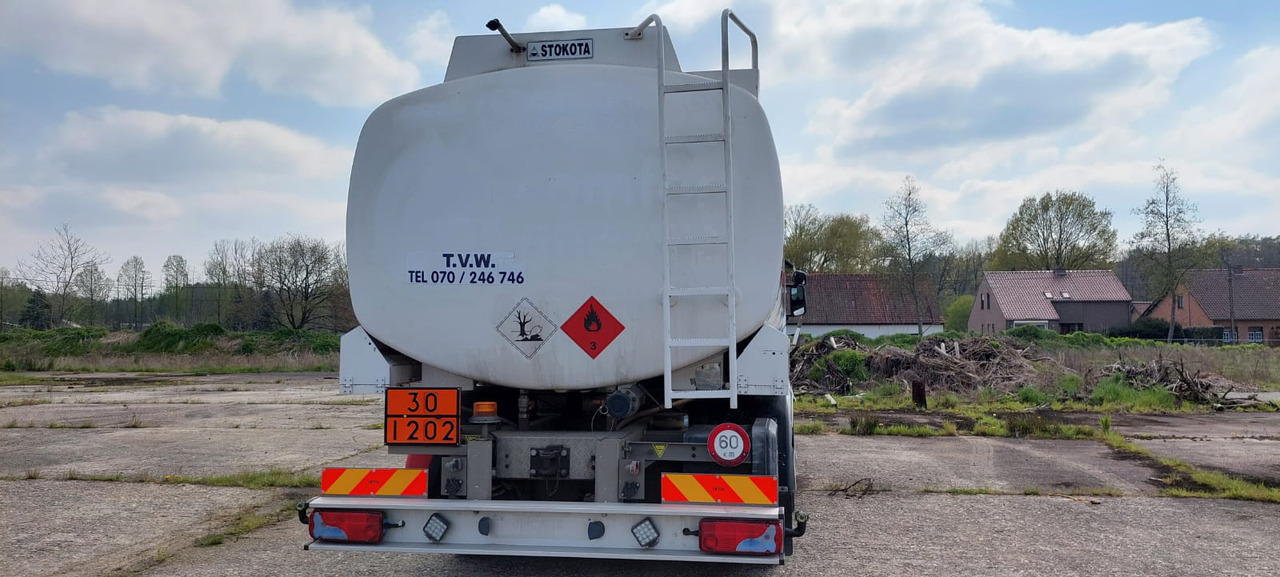 Грузовик-цистерна для транспортировки топлива SCANIA PRT, P310, P380 (lot of 3): фото 35