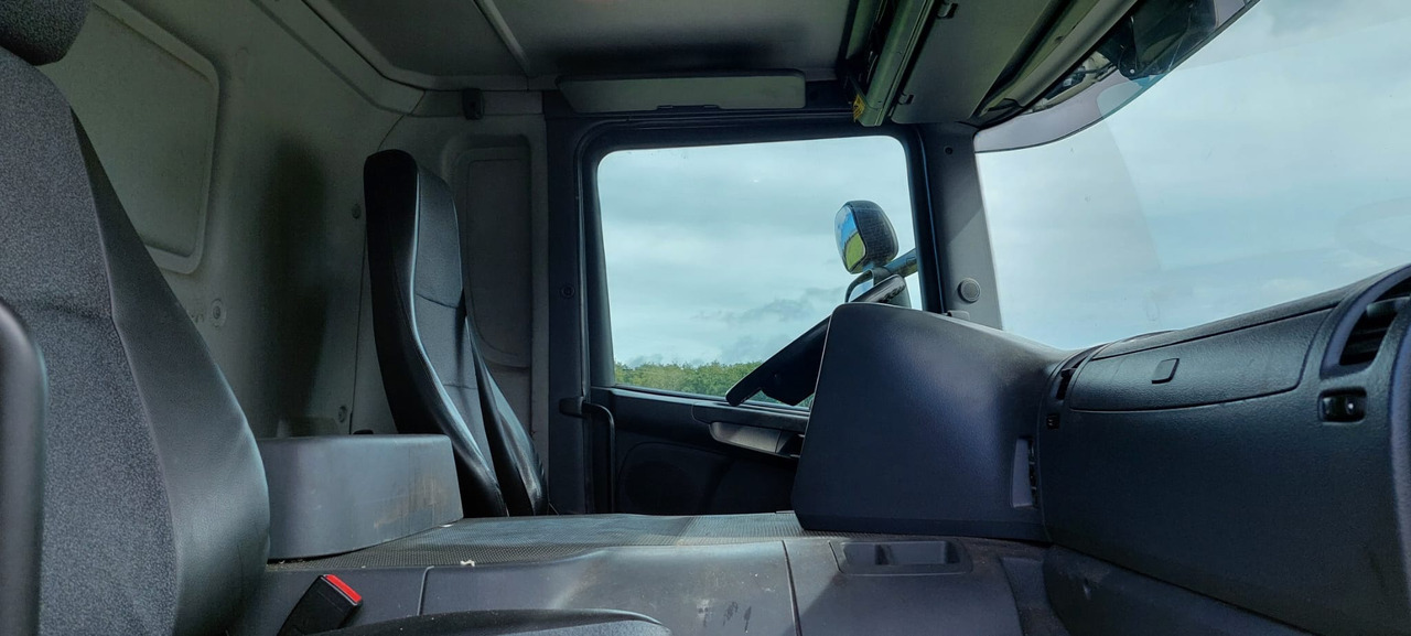 Грузовик-цистерна для транспортировки топлива SCANIA PRT, P310, P380 (lot of 3): фото 29