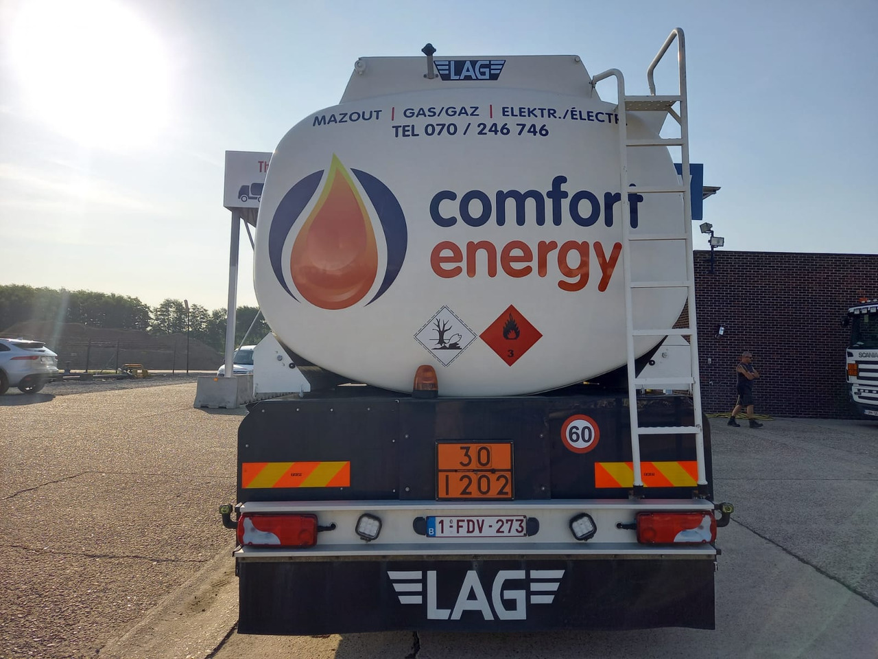 Грузовик-цистерна для транспортировки топлива SCANIA PRT, P310, P380 (lot of 3): фото 12