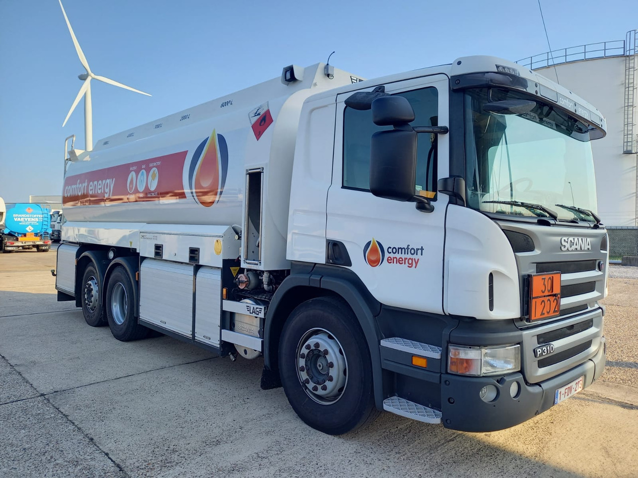 Грузовик-цистерна для транспортировки топлива SCANIA PRT, P310, P380 (lot of 3): фото 9