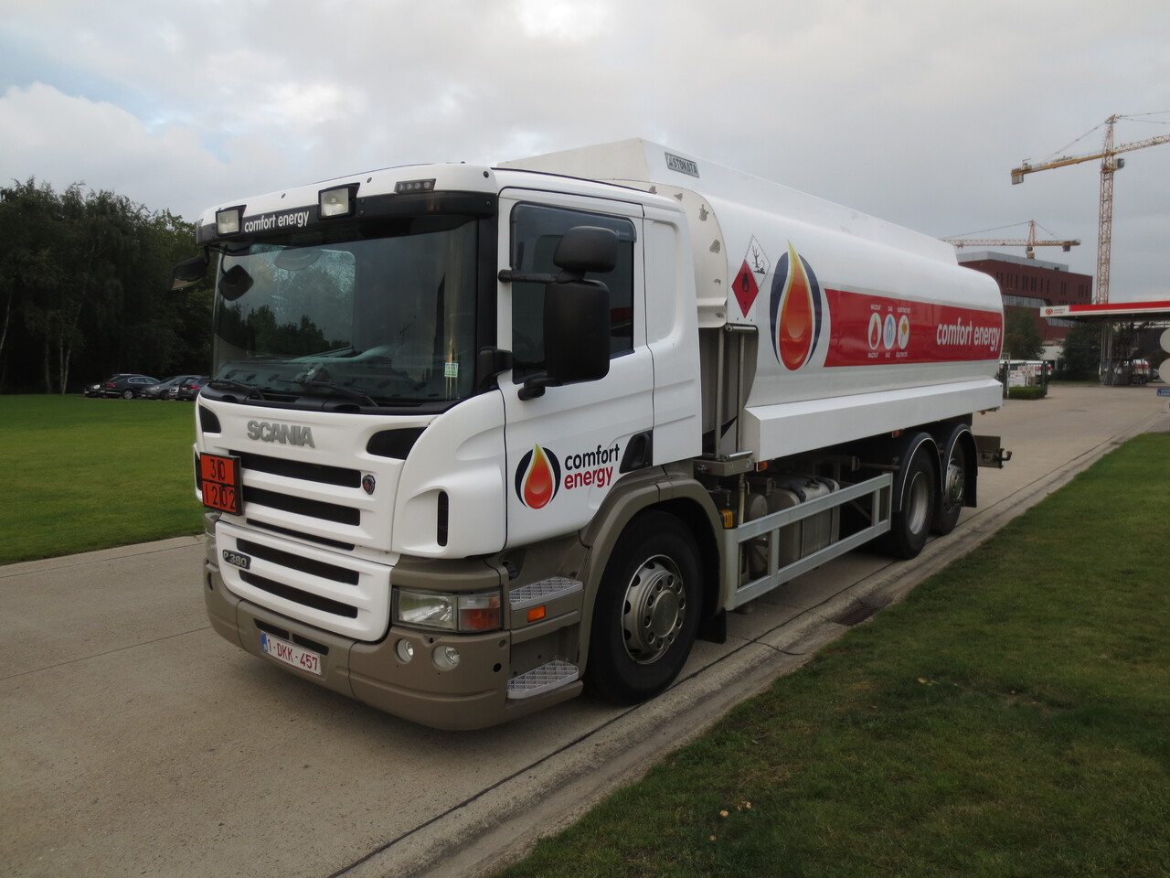 Scania P380 - Грузовик-цистерна: фото 1 Scania P380 - Грузовик-цистерна: фото 1