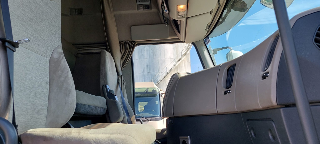 RENAULT PREMIUM 410 - Тягач: фото 3 RENAULT PREMIUM 410 - Тягач: фото 3
