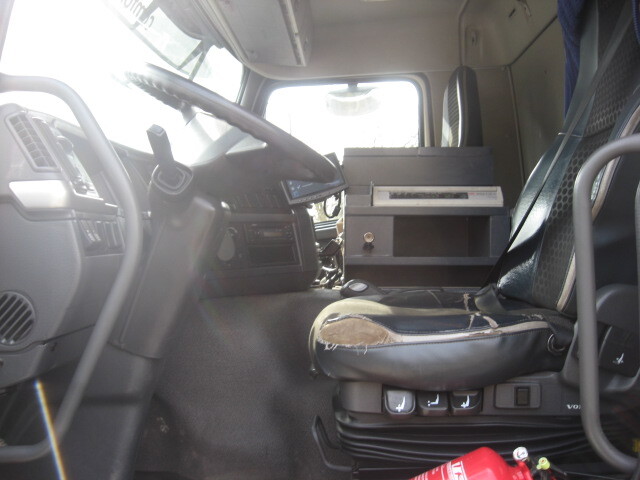Volvo FMFH - Грузовик-цистерна: фото 3 Volvo FMFH - Грузовик-цистерна: фото 3
