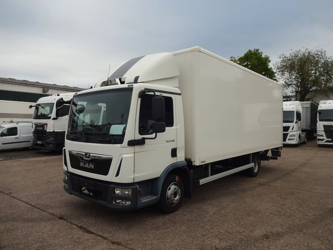 MAN TGL 8.190, LBW, Luft, Tempomat, Standheizung - Фургон с закрытым кузовом: фото 1 MAN TGL 8.190, LBW, Luft, Tempomat, Standheizung - Фургон с закрытым кузовом: фото 1