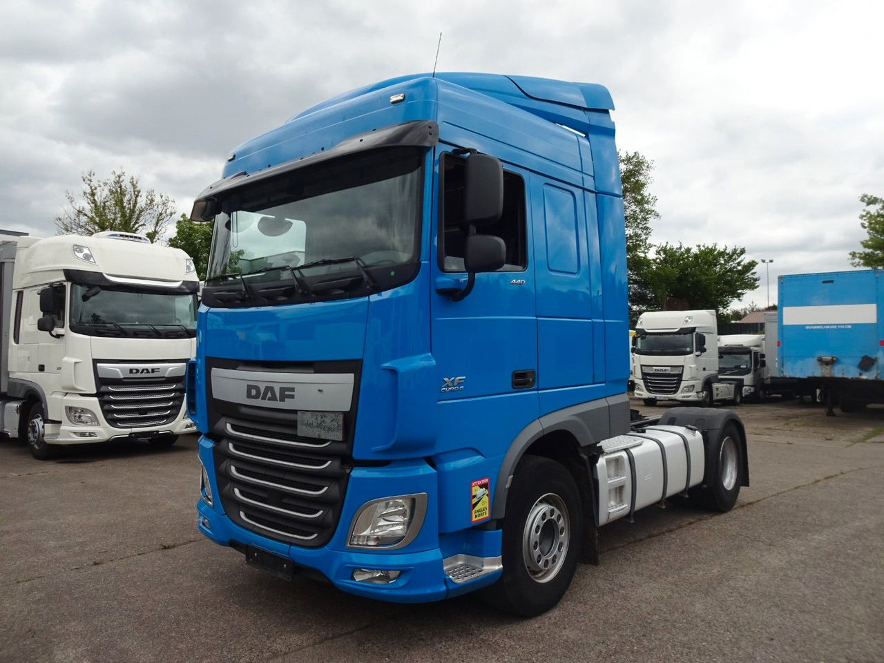 DAF XF 440, SC, Klima, 2 x Tank, Intarder, Standklim - Тягач: фото 1 DAF XF 440, SC, Klima, 2 x Tank, Intarder, Standklim - Тягач: фото 1