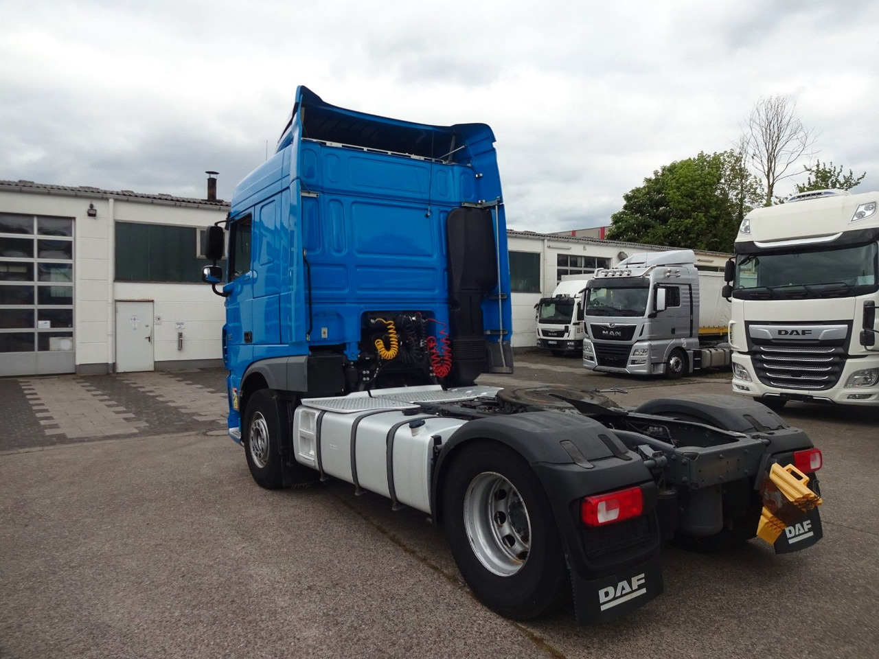DAF XF 440, SC, Klima, 2 x Tank, Intarder, Standklim - Тягач: фото 5 DAF XF 440, SC, Klima, 2 x Tank, Intarder, Standklim - Тягач: фото 5