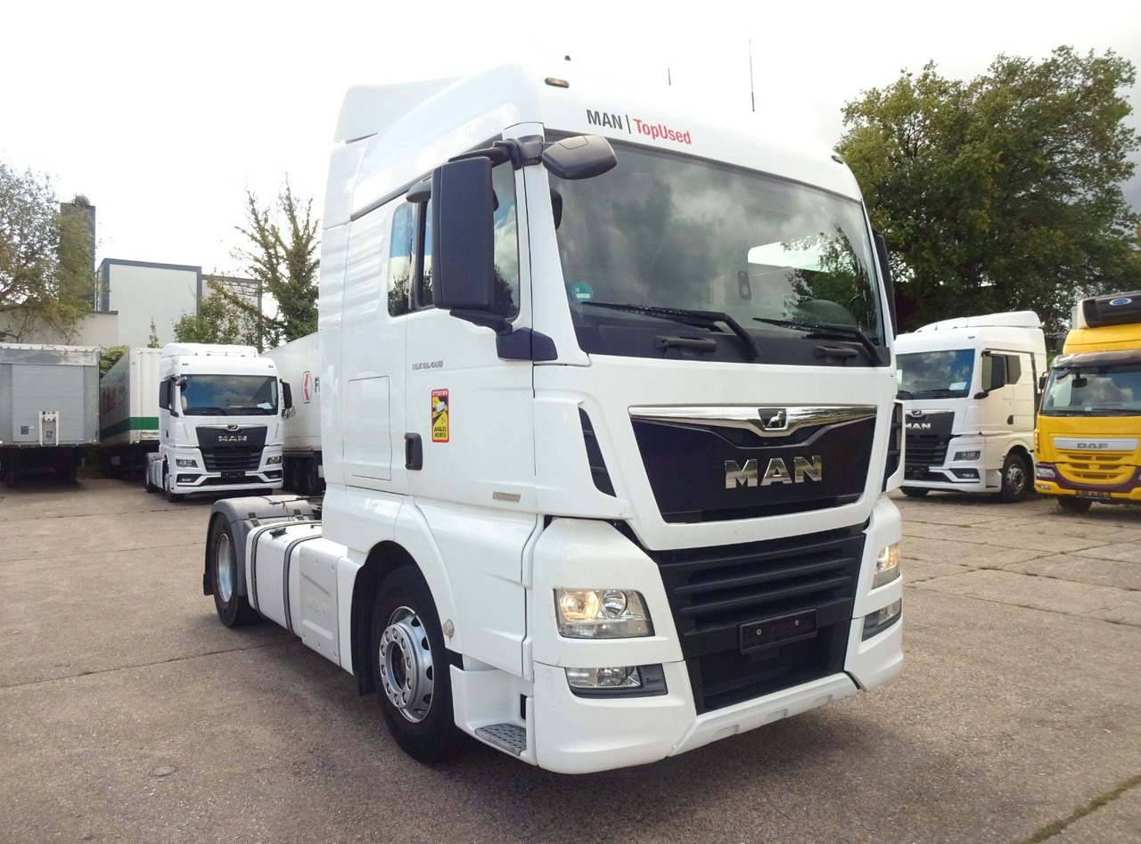 MAN TGX 18.460, XLX, ACC, 2 x Tank - Тягач: фото 1 MAN TGX 18.460, XLX, ACC, 2 x Tank - Тягач: фото 1