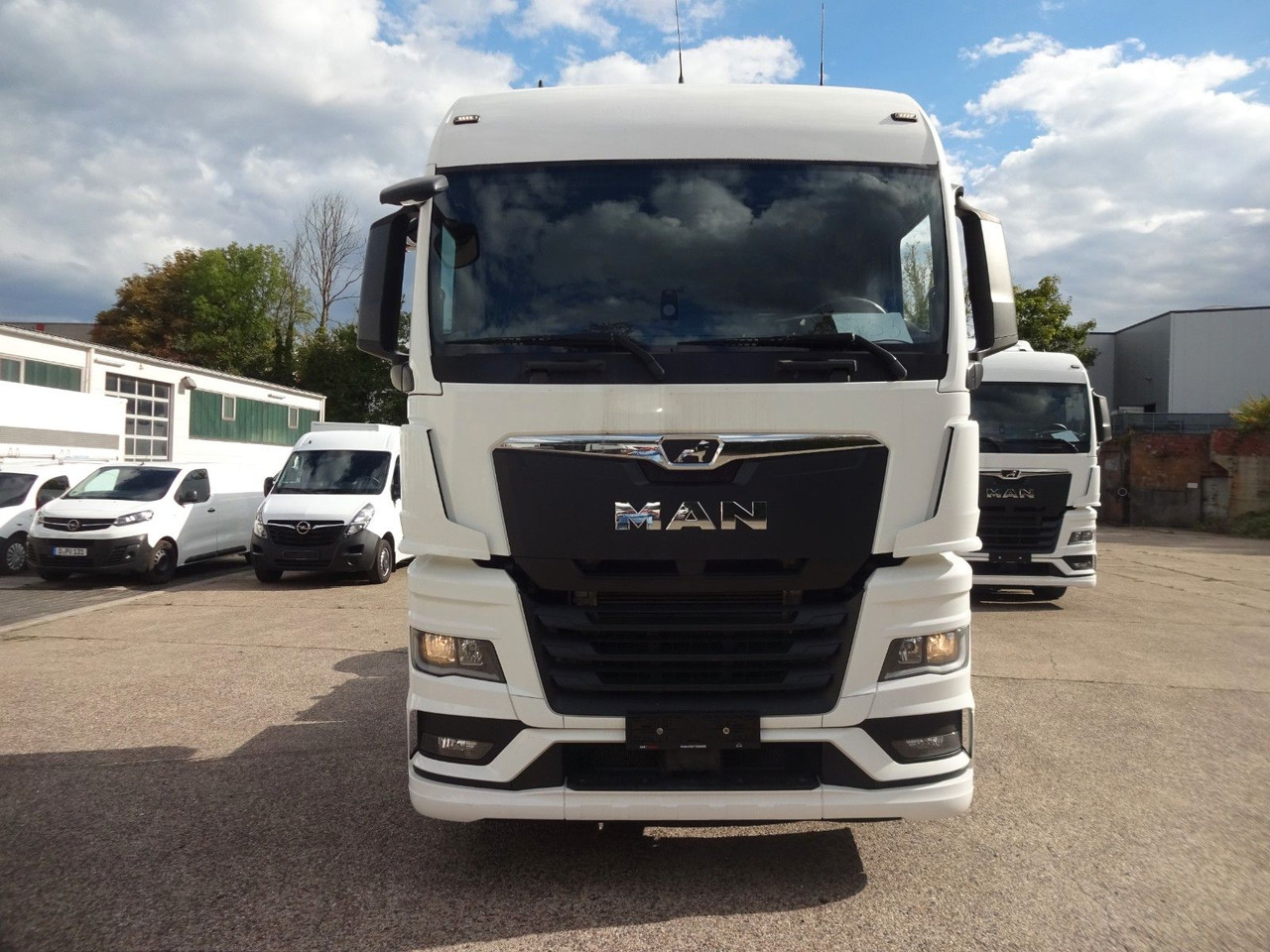MAN TGX 18.470, XLX, Retarder, ACC, 2 x Tank - Тягач: фото 5 MAN TGX 18.470, XLX, Retarder, ACC, 2 x Tank - Тягач: фото 5