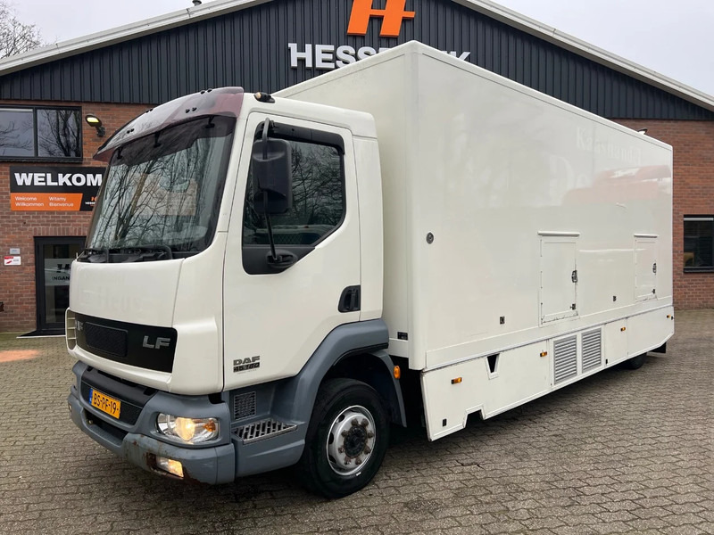 DAF LF 180 4X2 Verkoopopbouw/Verkaufsaufbau +Koeling Hydraulisch uitklapbaar - Торговый грузовик: фото 3 DAF LF 180 4X2 Verkoopopbouw/Verkaufsaufbau +Koeling Hydraulisch uitklapbaar - Торговый грузовик: фото 3