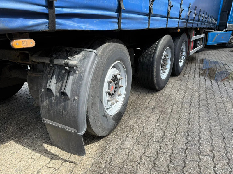 Groenewegen DRO-15-27 B Stuuras/Lenkachse Laadklep/LBW - Тентованный полуприцеп: фото 5 Groenewegen DRO-15-27 B Stuuras/Lenkachse Laadklep/LBW - Тентованный полуприцеп: фото 5