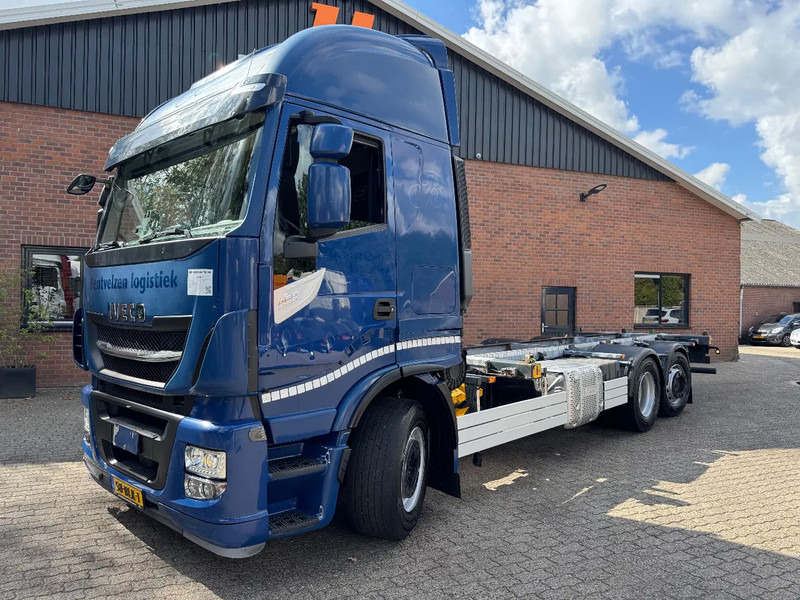 Iveco Stralis 460 AS260 6X2 BDF Stuuras AHK NL Truck - Грузовик-контейнеровоз/ Сменный кузов: фото 1 Iveco Stralis 460 AS260 6X2 BDF Stuuras AHK NL Truck - Грузовик-контейнеровоз/ Сменный кузов: фото 1