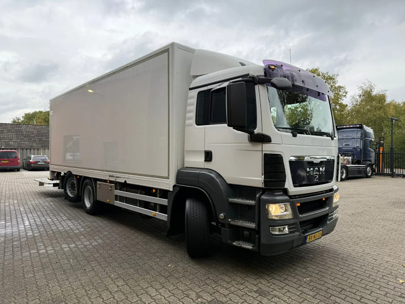 MAN TGS 26.320 Koffer Stuuras AHK 2500KG LBW 580.347KM! NL Truck - Грузовик с закрытым кузовом: фото 2 MAN TGS 26.320 Koffer Stuuras AHK 2500KG LBW 580.347KM! NL Truck - Грузовик с закрытым кузовом: фото 2
