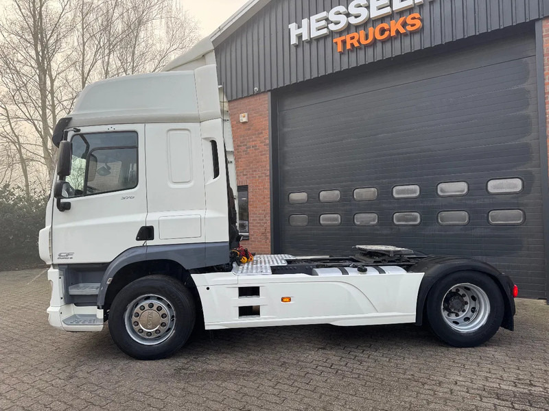 DAF CF 370 4X2 Space Cab Side skirts ACC NL Truck APK 09/2025 - Тягач: фото 5 DAF CF 370 4X2 Space Cab Side skirts ACC NL Truck APK 09/2025 - Тягач: фото 5