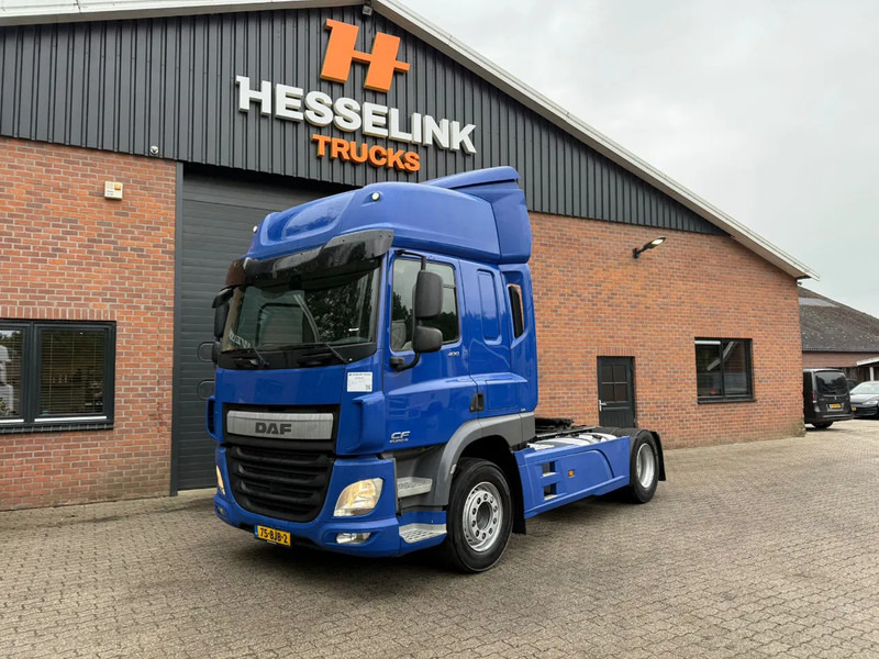 DAF CF 400 Space Cab side ACC 4x2 615.010KM! NL Truck - Тягач: фото 1 DAF CF 400 Space Cab side ACC 4x2 615.010KM! NL Truck - Тягач: фото 1