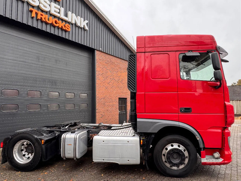 DAF XF 440 4X2 Space Cab Hydraulic Alcoa NL Truck - Тягач: фото 3 DAF XF 440 4X2 Space Cab Hydraulic Alcoa NL Truck - Тягач: фото 3