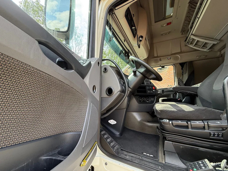Тягач DAF XF 460 SSC Super Space 2x tank ACC German truck: фото 16
