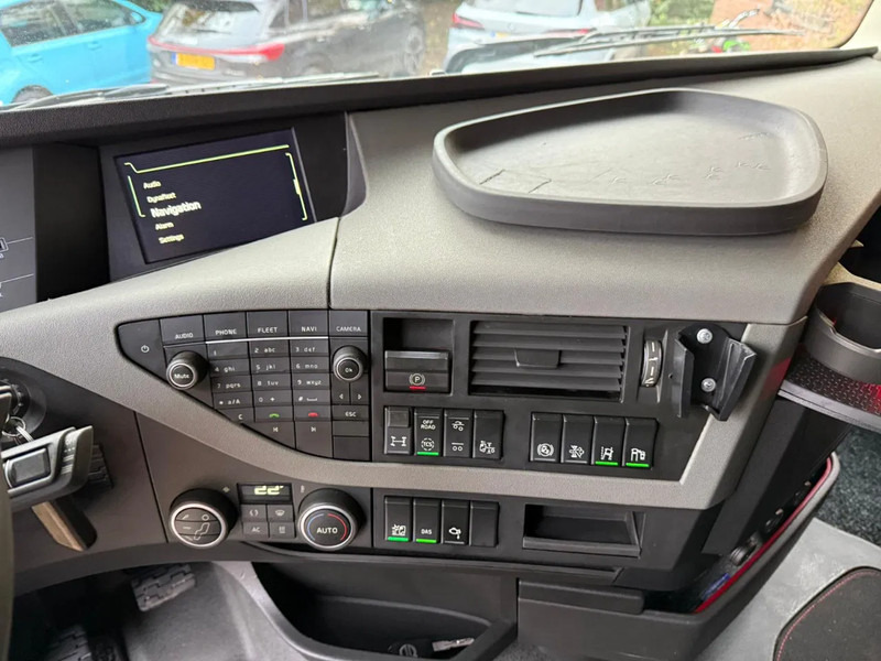 Тягач Volvo FH 460 6X2 Globetrotter PTO Hydraulic NL Truck 738.390KM: фото 15 Тягач Volvo FH 460 6X2 Globetrotter PTO Hydraulic NL Truck 738.390KM: фото 15