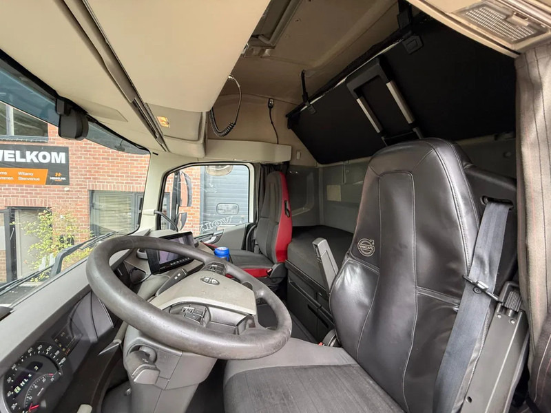 Volvo FH 6X2 VDL 25T Haakarm Standairco 9T Vooras Stuuras NL Truck - Крюковой мультилифт: фото 4 Volvo FH 6X2 VDL 25T Haakarm Standairco 9T Vooras Stuuras NL Truck - Крюковой мультилифт: фото 4