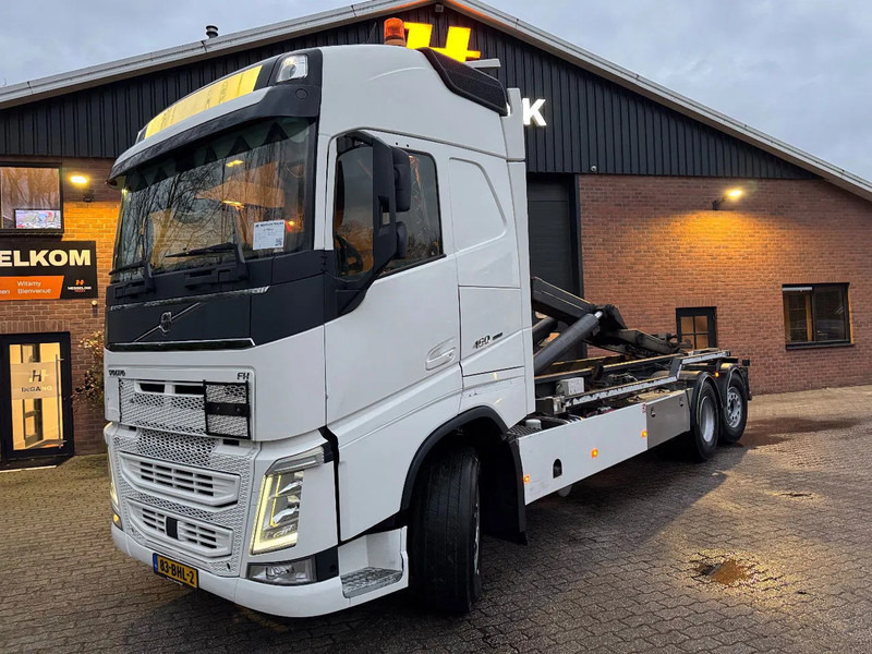 Volvo FH 6X2 VDL 25T Haakarm Standairco 9T Vooras Stuuras NL Truck - Крюковой мультилифт: фото 1 Volvo FH 6X2 VDL 25T Haakarm Standairco 9T Vooras Stuuras NL Truck - Крюковой мультилифт: фото 1