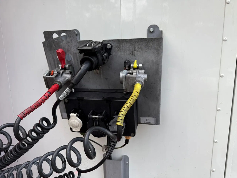 Полуприцеп с подвижным полом kraker 2X K-Force 92m3 Alcoa SAF Tyrepilot Liftas 8MM Cargo Floor: фото 9