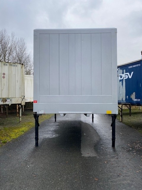 Krone BDF-System 7.450 mm lang, LACK NEU in weißaluminium - Сменный кузов - фургон: фото 4 Krone BDF-System 7.450 mm lang, LACK NEU in weißaluminium - Сменный кузов - фургон: фото 4