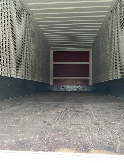 Krone BDF-System 7.450 mm lang, Premium Lack NEU in weiß - Сменный кузов - фургон: фото 4 Krone BDF-System 7.450 mm lang, Premium Lack NEU in weiß - Сменный кузов - фургон: фото 4