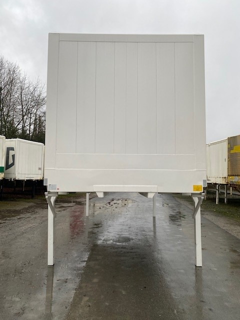 Krone BDF-System 7.450 mm lang, Premium Lack NEU in weiß - Сменный кузов - фургон: фото 2 Krone BDF-System 7.450 mm lang, Premium Lack NEU in weiß - Сменный кузов - фургон: фото 2