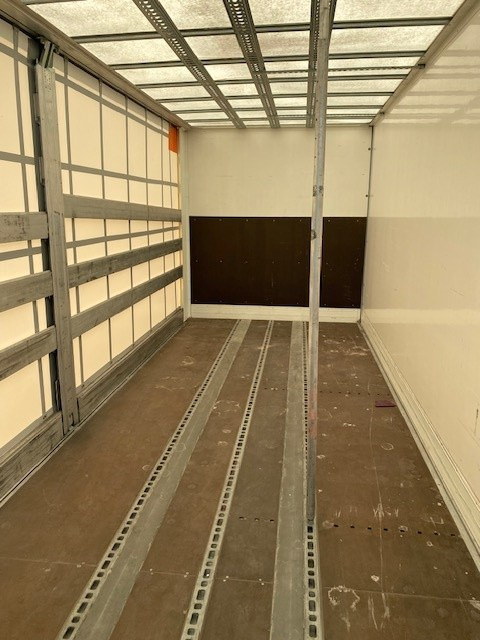 Sommer BDF-System 7.450 mm lang, LACK NEU IN RAL 9010 - Сменный кузов - фургон: фото 2 Sommer BDF-System 7.450 mm lang, LACK NEU IN RAL 9010 - Сменный кузов - фургон: фото 2