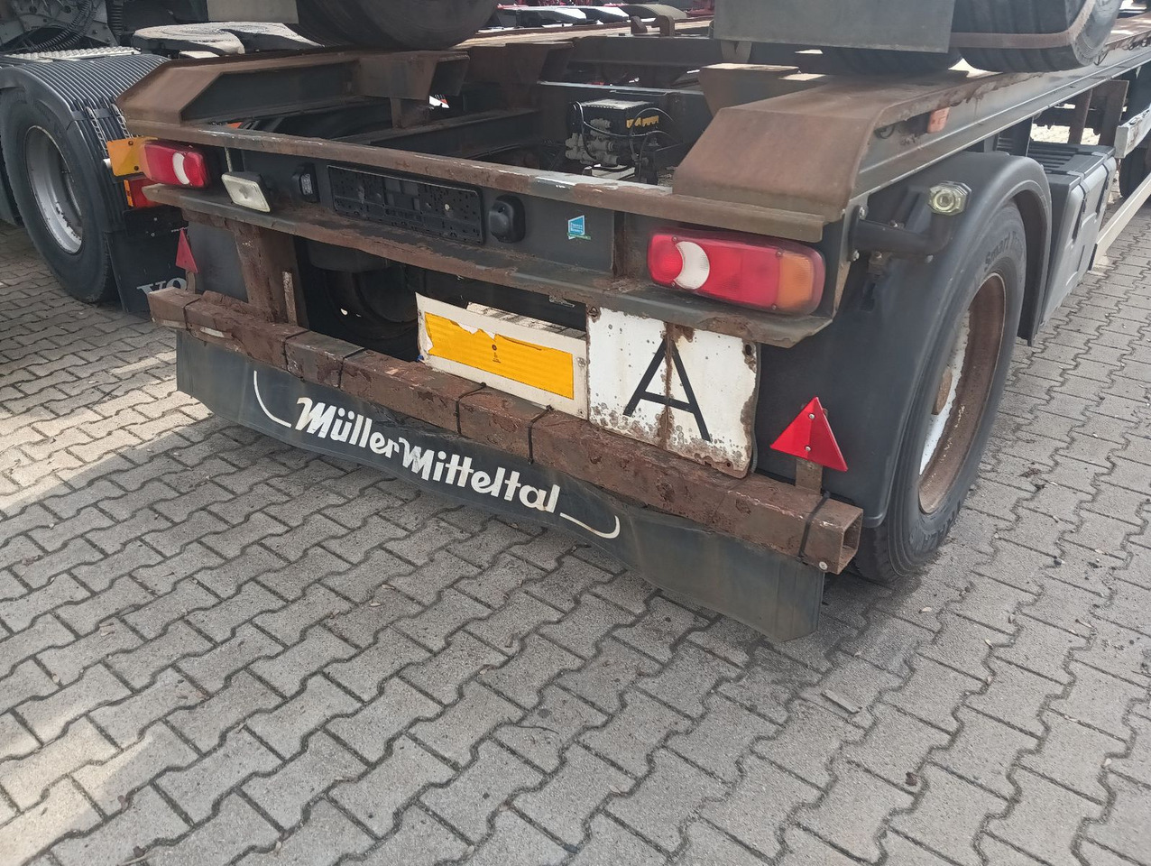 Müller-Mitteltal RA18 Abrollanhänger 7m BPW Trommel TÜV 5/2025 Müller-Mitteltal RA18 Abrollanhänger 7m BPW Trommel TÜV 5/2025 - Прицеп мультилифт/ Бункеровоз: фото 1 Müller-Mitteltal RA18 Abrollanhänger 7m BPW Trommel TÜV 5/2025 Müller-Mitteltal RA18 Abrollanhänger 7m BPW Trommel TÜV 5/2025 - Прицеп мультилифт/ Бункеровоз: фото 1