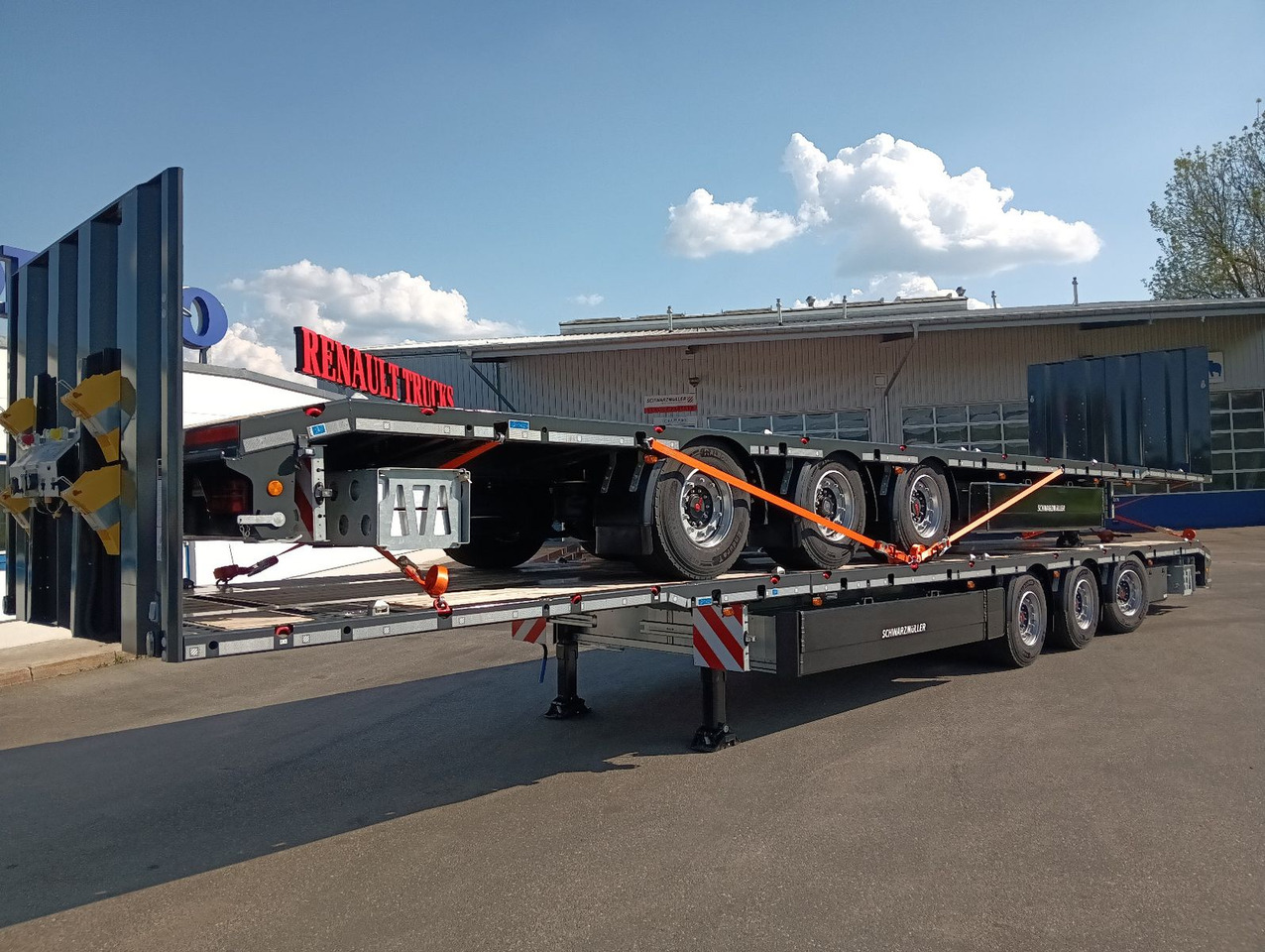 Полуприцеп бортовой/ Платформа Schwarzmüller 3Achs Tele Rampen TwistLock40+2x20"SAF Lenk+Lift: фото 6