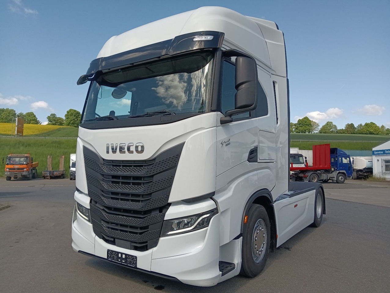 Iveco S-WAY AS440 P490 INTARDERSpoilerStandklima 2xTan - Тягач: фото 1 Iveco S-WAY AS440 P490 INTARDERSpoilerStandklima 2xTan - Тягач: фото 1