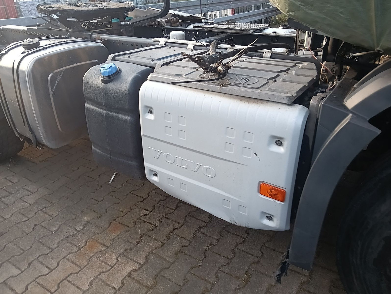 Тягач Volvo FH 500 Globe CRAWLER Hydr.,Luft/Luft Motor läuft: фото 11