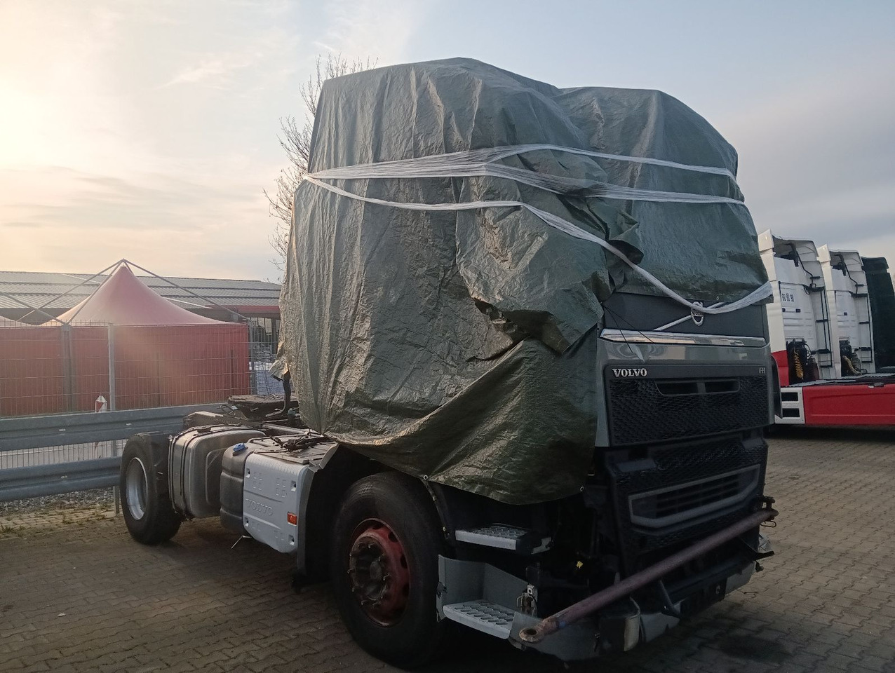 Тягач Volvo FH 500 Globe CRAWLER Hydr.,Luft/Luft Motor läuft: фото 7