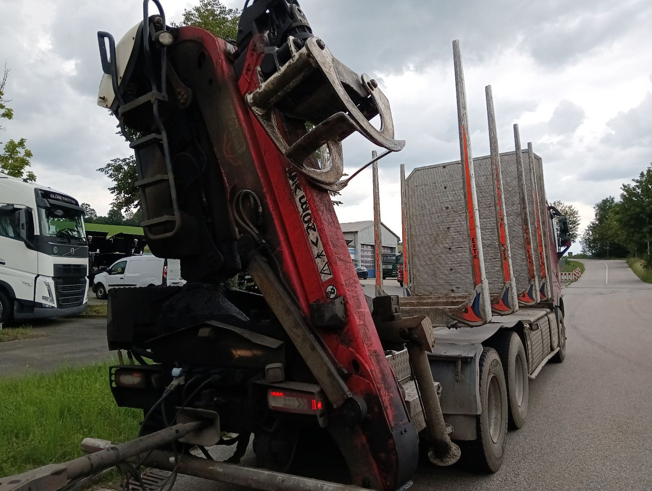 Volvo FH500 6x4R Globe RETARDER EPSILON M13Z FullOptio - Лесовоз, Автоманипулятор: фото 3 Volvo FH500 6x4R Globe RETARDER EPSILON M13Z FullOptio - Лесовоз, Автоманипулятор: фото 3