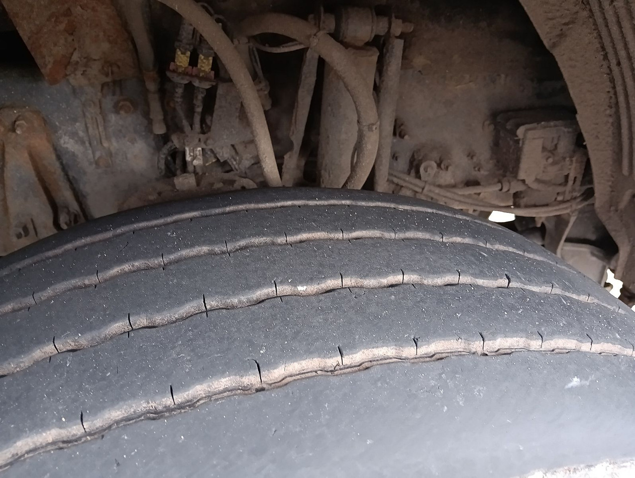 Volvo FH500 6x4R Globe RETARDER EPSILON M13Z FullOptio - Лесовоз, Автоманипулятор: фото 4 Volvo FH500 6x4R Globe RETARDER EPSILON M13Z FullOptio - Лесовоз, Автоманипулятор: фото 4