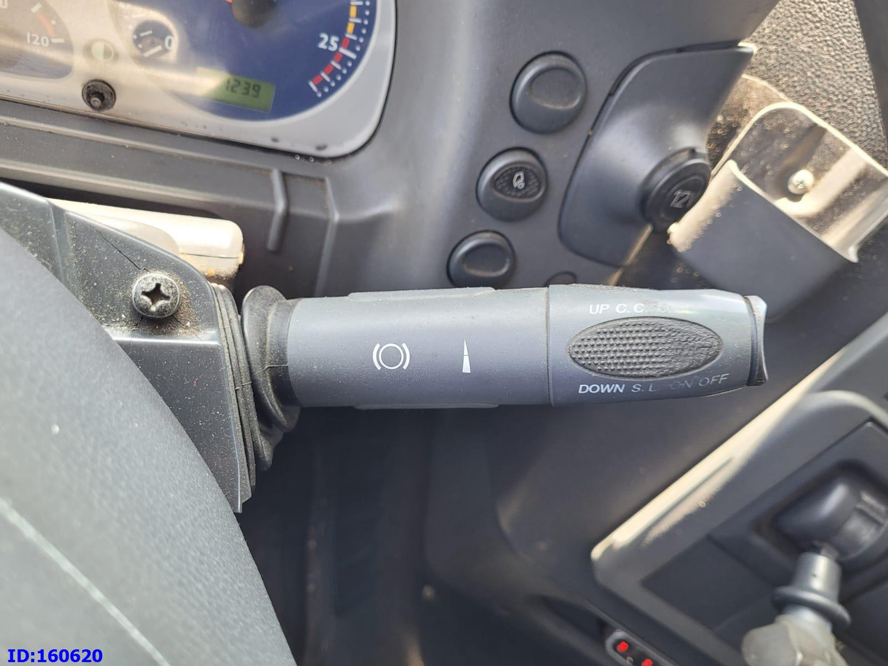 Грузовик-шасси IVECO Stralis 480 6x2 Manual: фото 11