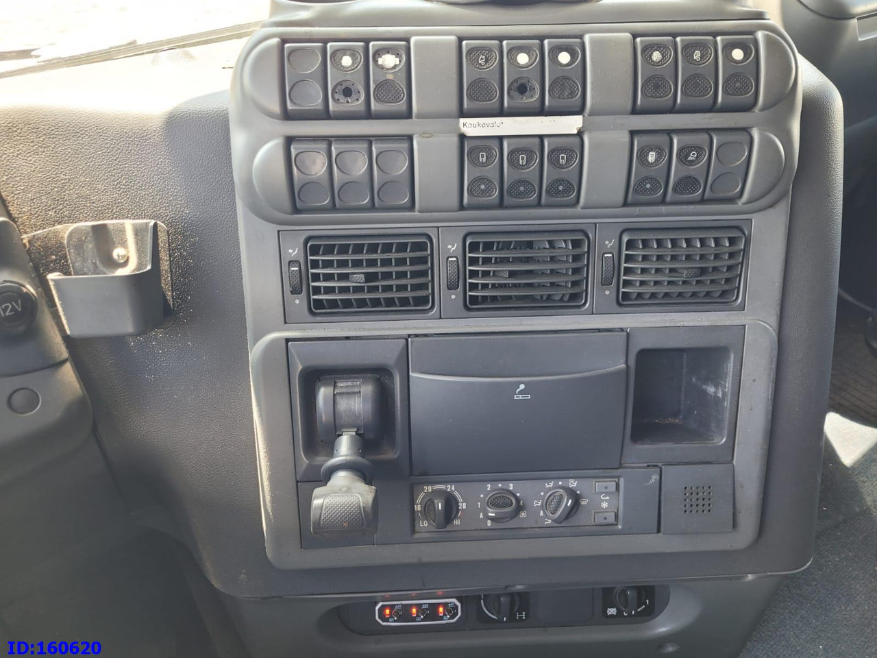 Грузовик-шасси IVECO Stralis 480 6x2 Manual: фото 12