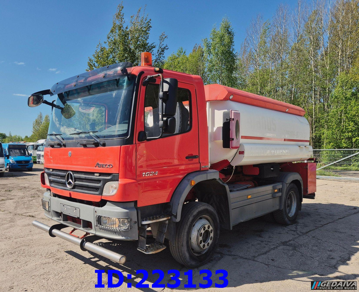 MERCEDES-BENZ Atego 1624 - 4X4 - Water tank - Euro5 - Грузовик-цистерна: фото 1 MERCEDES-BENZ Atego 1624 - 4X4 - Water tank - Euro5 - Грузовик-цистерна: фото 1