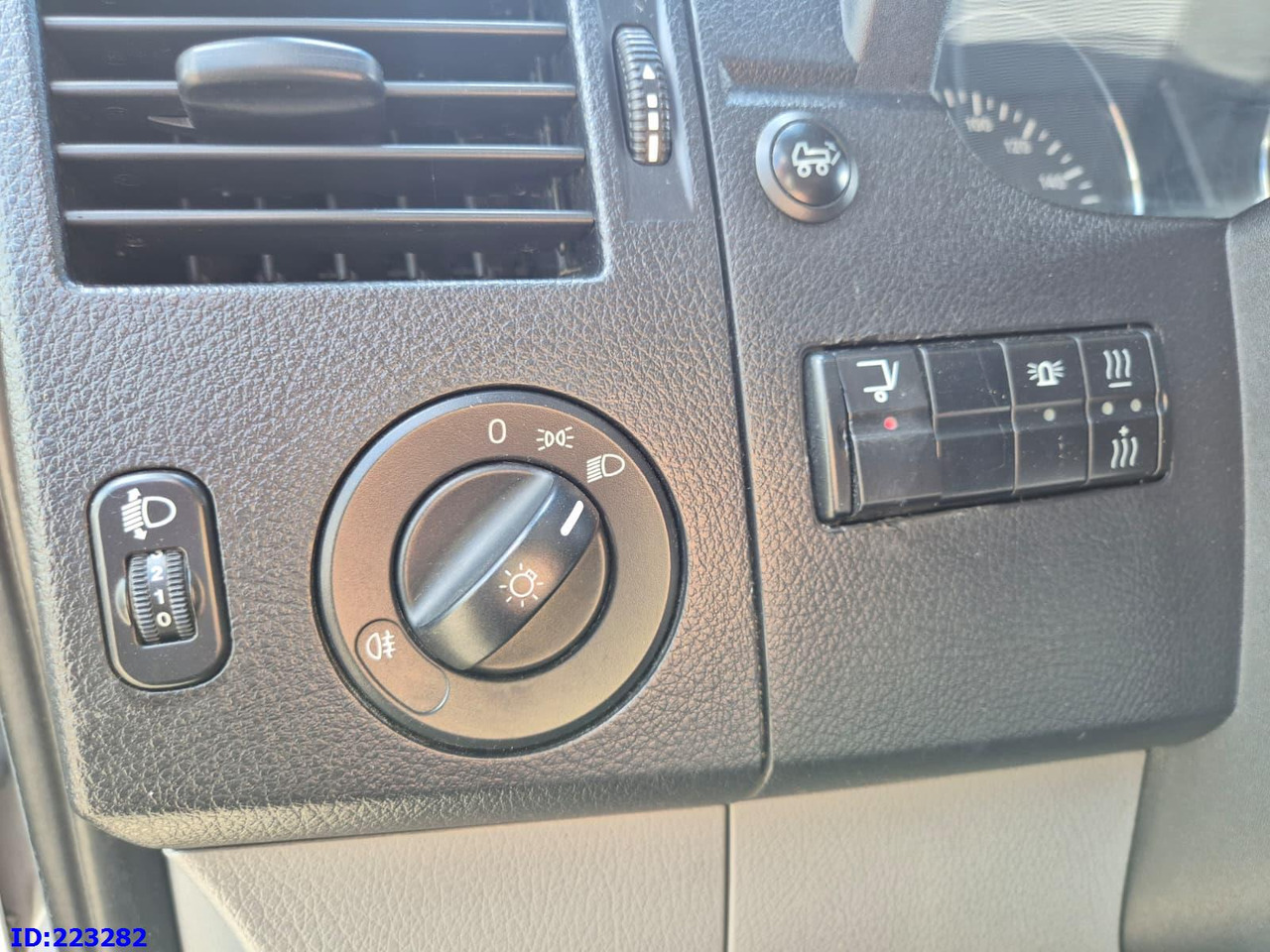 Фургон с закрытым кузовом MERCEDES-BENZ Sprinter 516 SUPER: фото 14