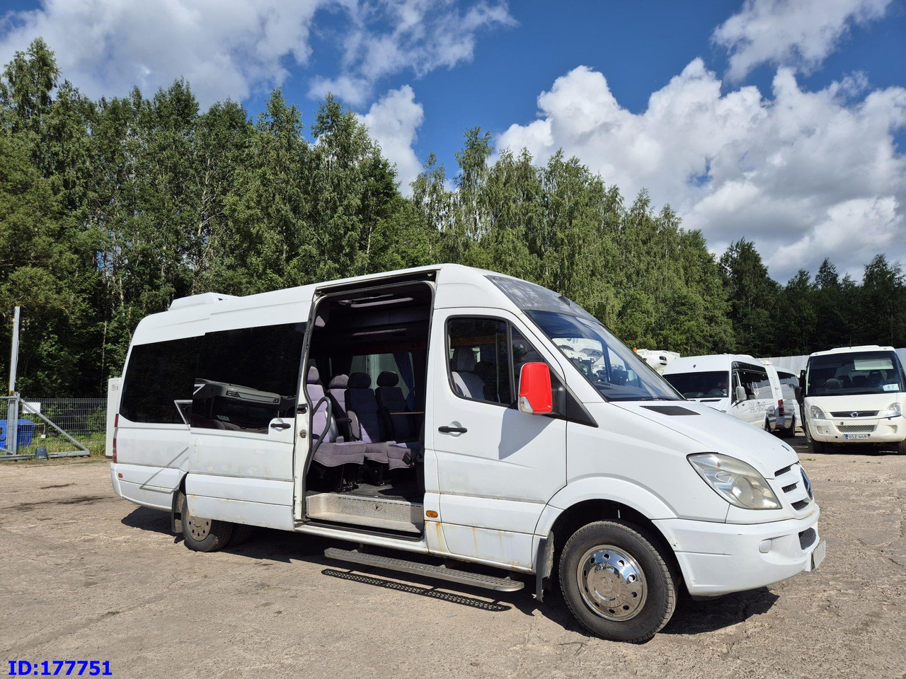 MERCEDES-BENZ Sprinter 518 - VIP - 17-seater - Микроавтобус, Пассажирский фургон: фото 4 MERCEDES-BENZ Sprinter 518 - VIP - 17-seater - Микроавтобус, Пассажирский фургон: фото 4