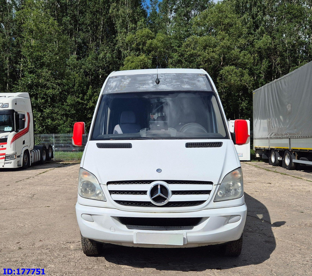 MERCEDES-BENZ Sprinter 518 - VIP - 17-seater - Микроавтобус, Пассажирский фургон: фото 2 MERCEDES-BENZ Sprinter 518 - VIP - 17-seater - Микроавтобус, Пассажирский фургон: фото 2