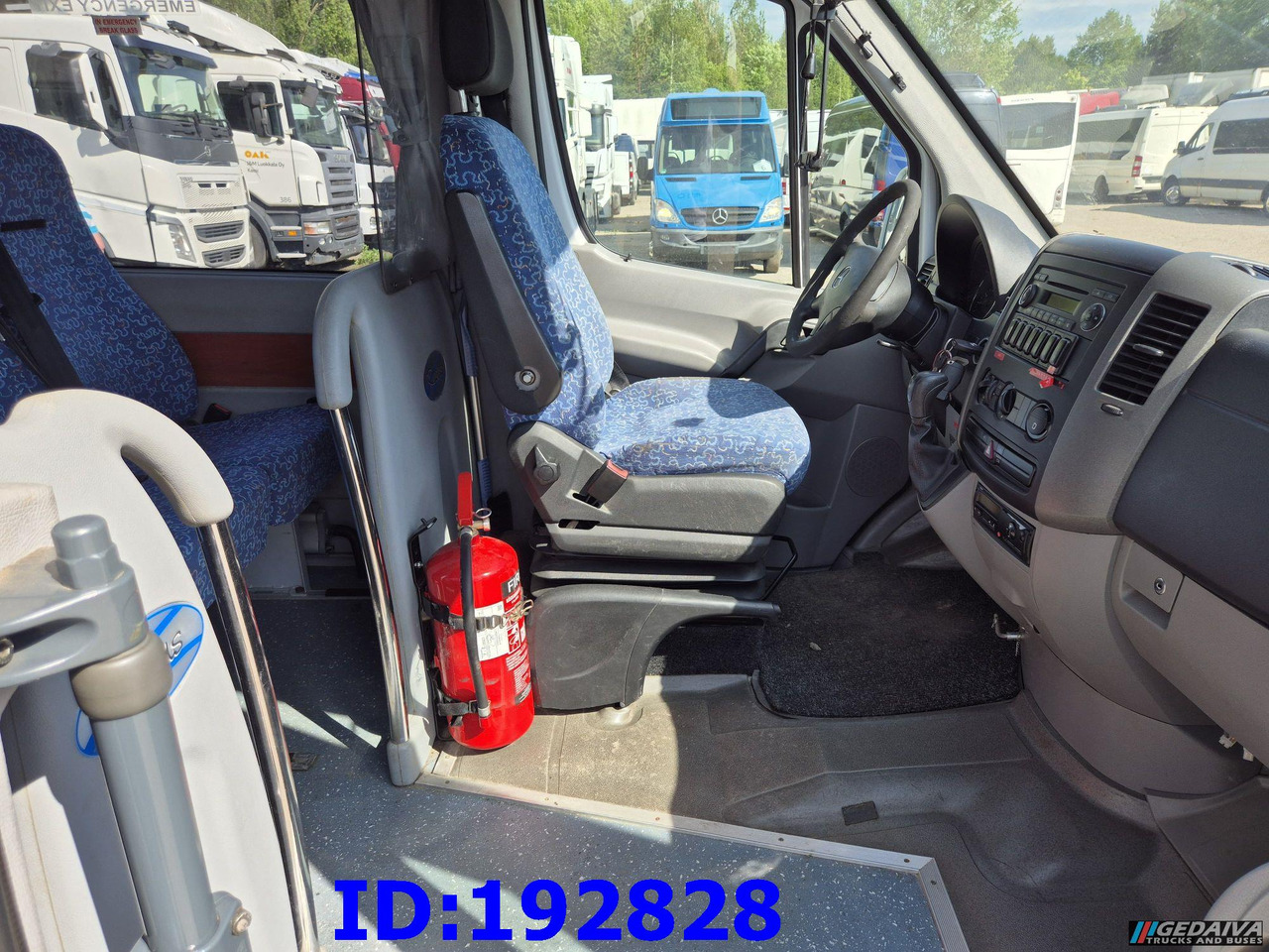 Туристический автобус MERCEDES-BENZ Sprinter 519 - 17 place - Euro5: фото 8