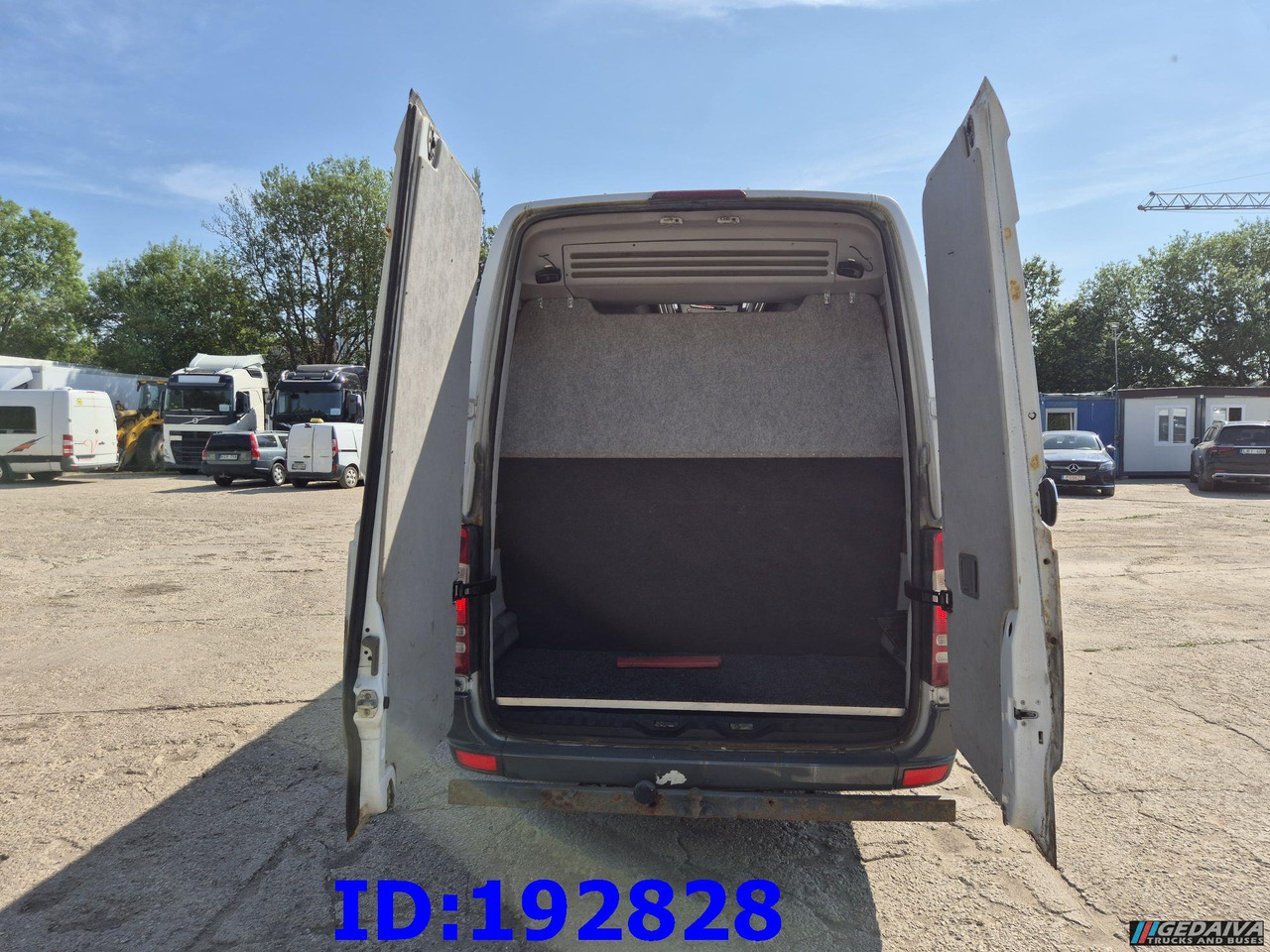 Туристический автобус MERCEDES-BENZ Sprinter 519 - 17 place - Euro5: фото 6