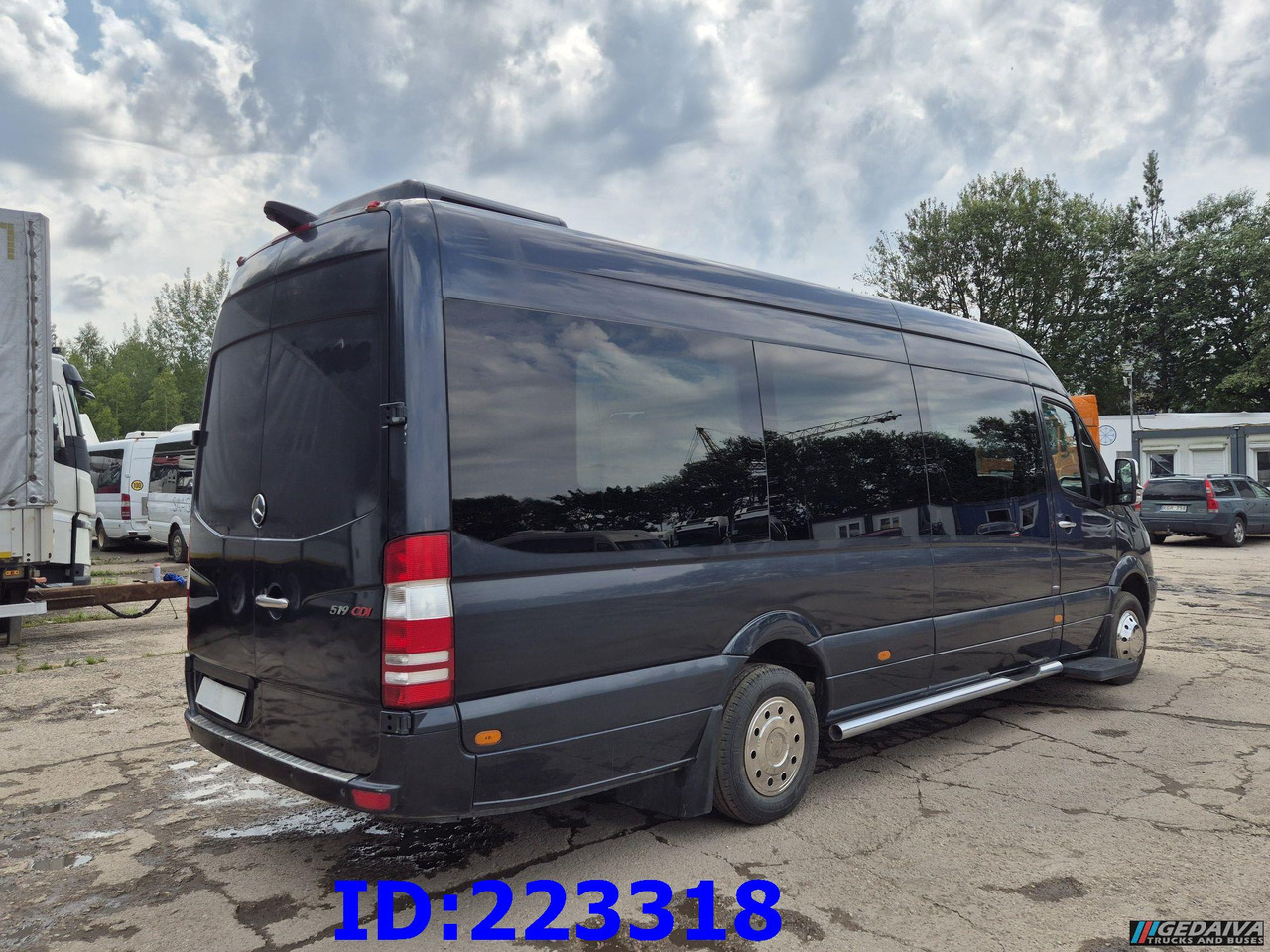 MERCEDES-BENZ Sprinter 519 VIP - 17 Seater (Engine broken) - Туристический автобус: фото 5 MERCEDES-BENZ Sprinter 519 VIP - 17 Seater (Engine broken) - Туристический автобус: фото 5