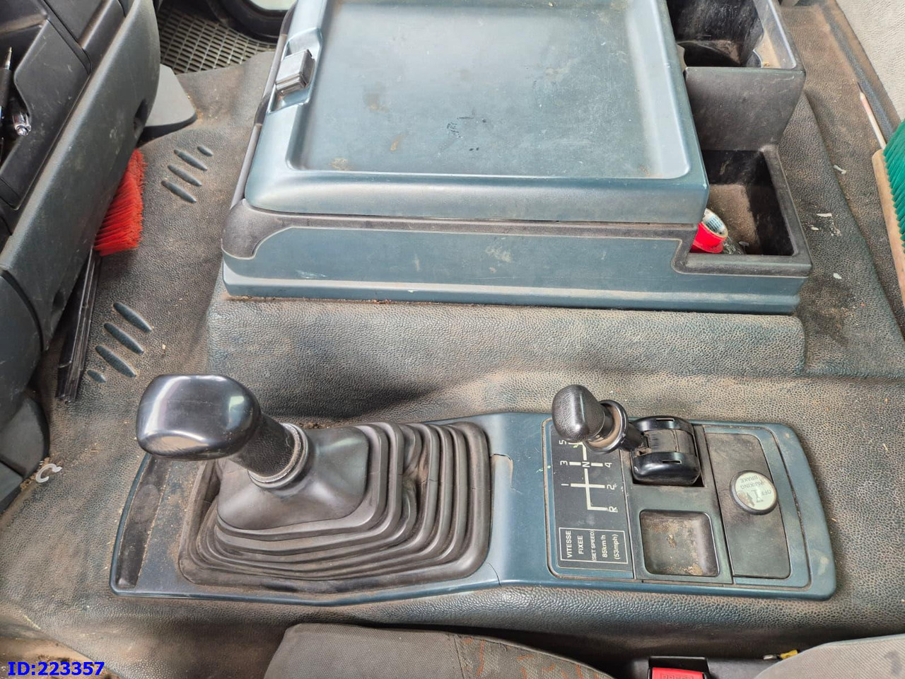 Лесовоз RENAULT Premium 210 4x2 Crane PM: фото 11 Лесовоз RENAULT Premium 210 4x2 Crane PM: фото 11