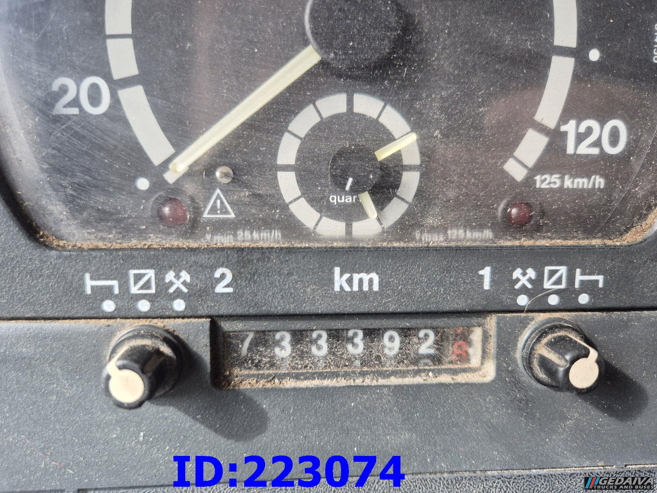 Самосвал SCANIA 124 8x2 - Manual - Full steel: фото 13