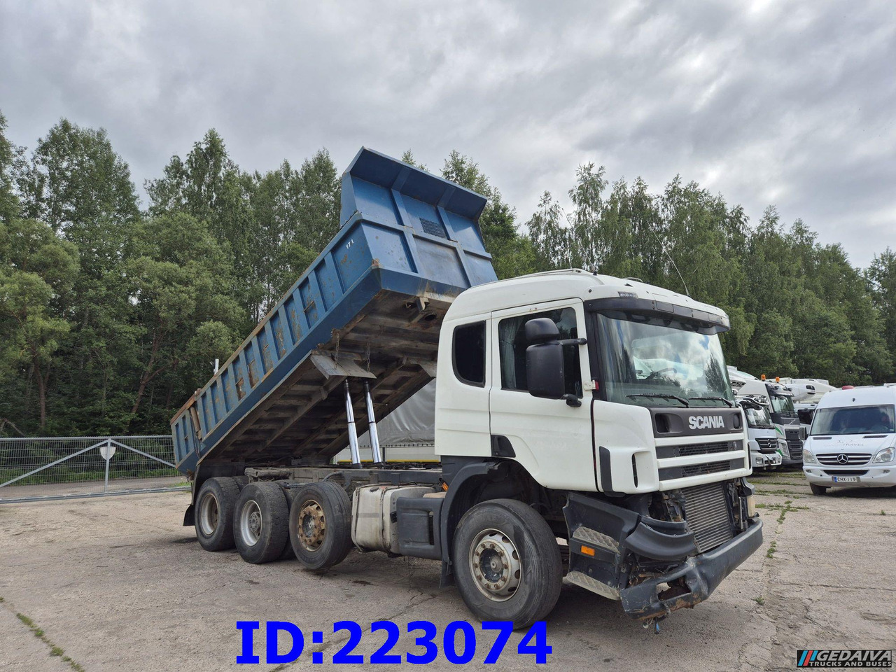 SCANIA 124 8x2 - Manual - Full steel - Самосвал: фото 3 SCANIA 124 8x2 - Manual - Full steel - Самосвал: фото 3